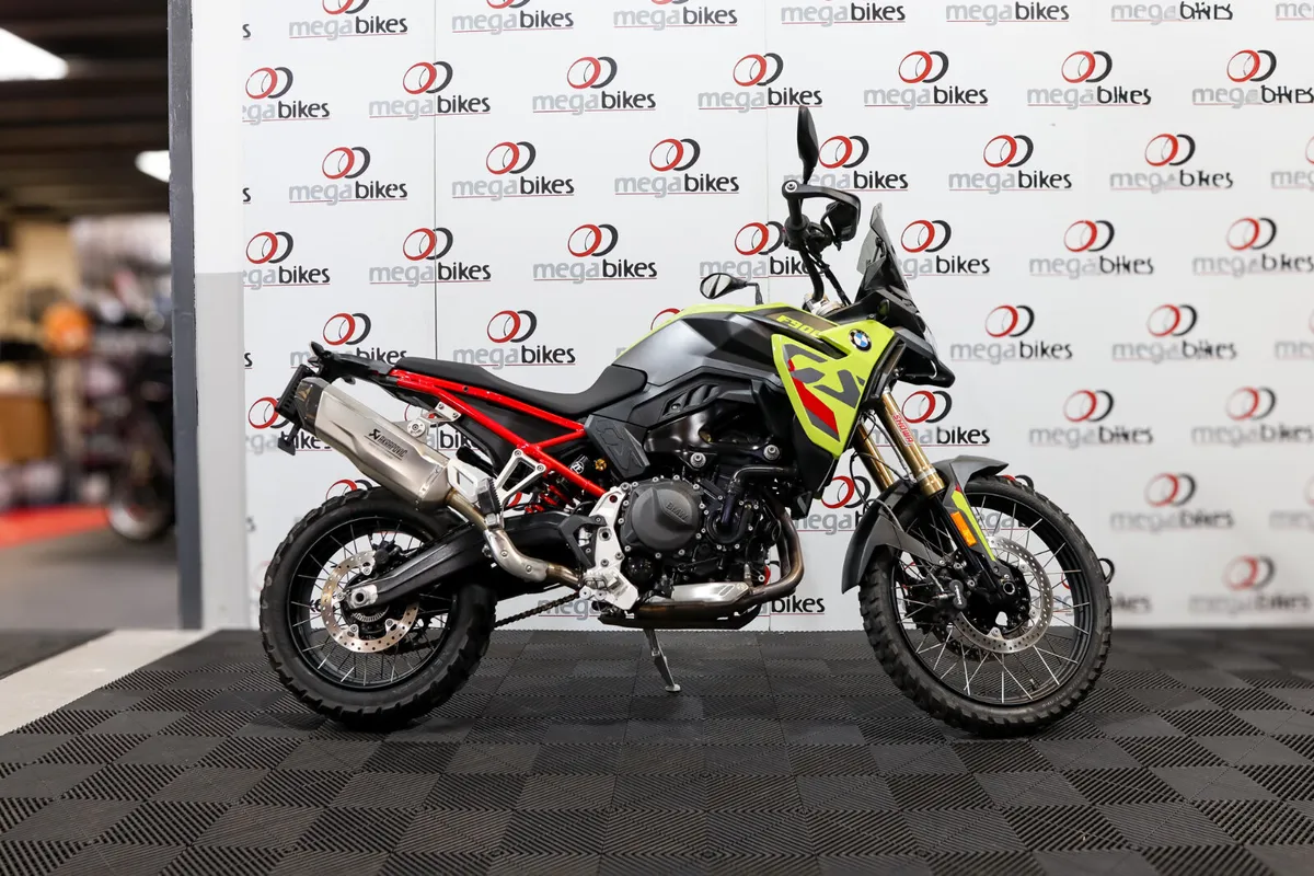 BMW F900GS Enduro 2025 - Image 1