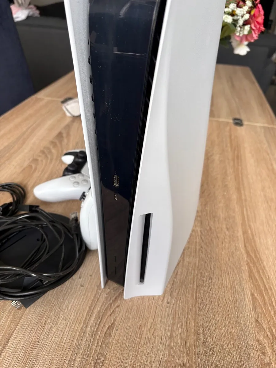 PlayStation 5 Disc & PlayStation Portable - Image 2