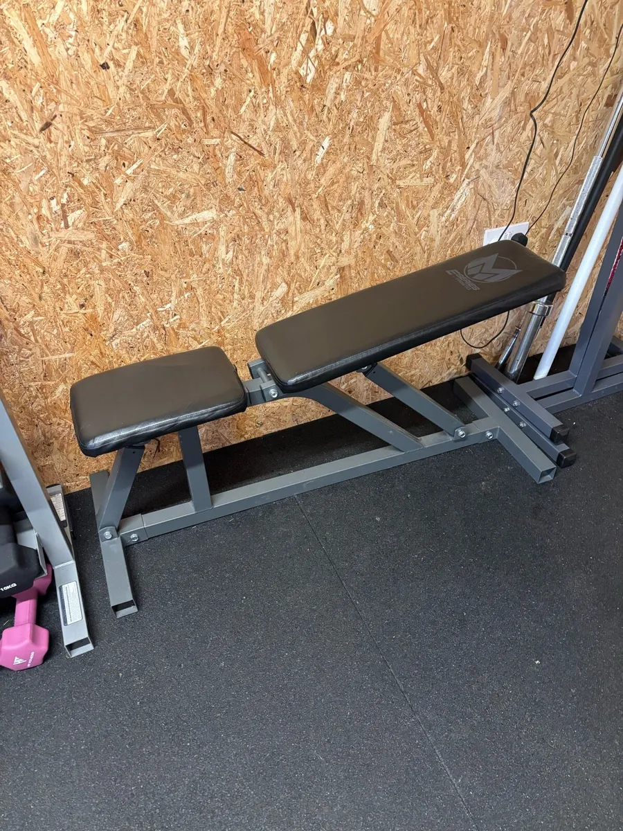 Weight bench - Image 1