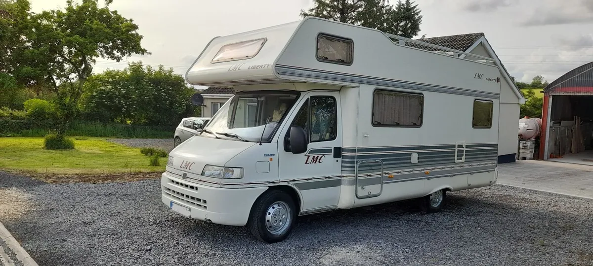 camper van - Image 2