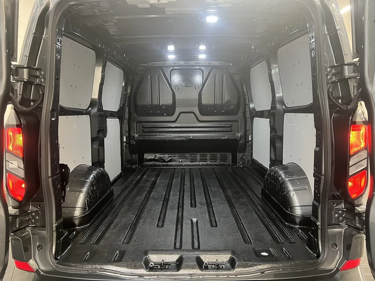 2024 Ford Transit Custom Panel Van - Image 2