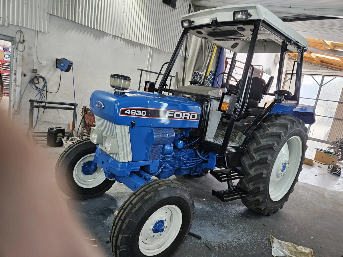 Ford tractor - Image 2