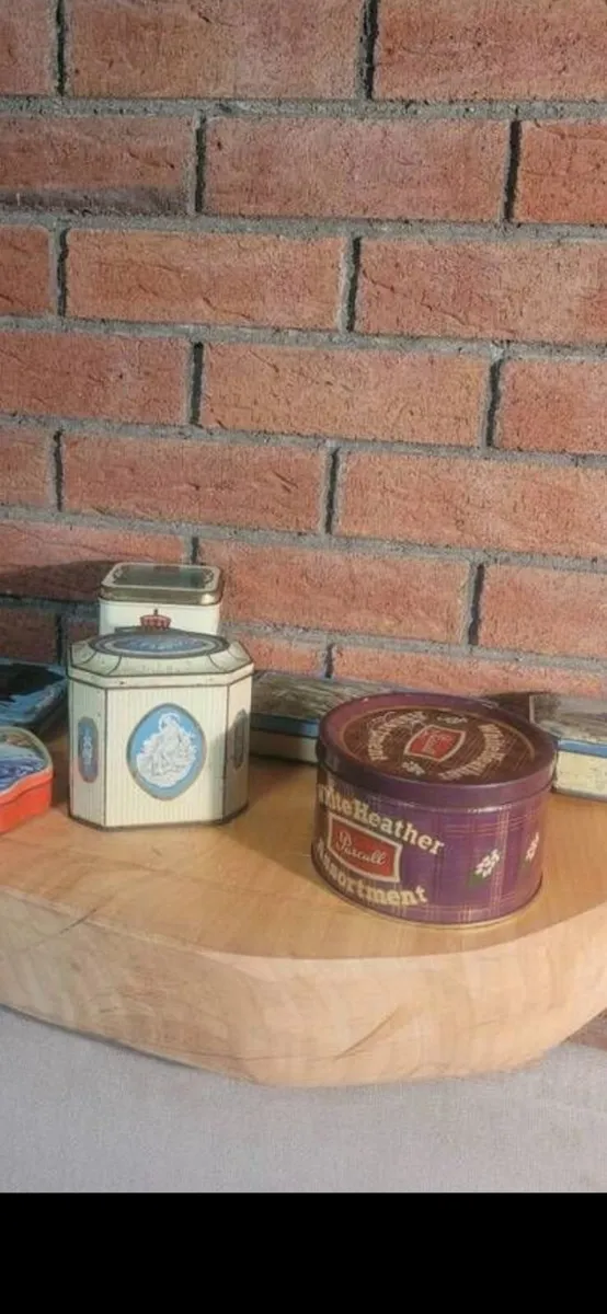 Antique advertising tins - Image 2