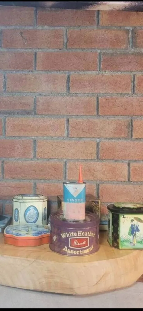 Antique advertising tins - Image 3