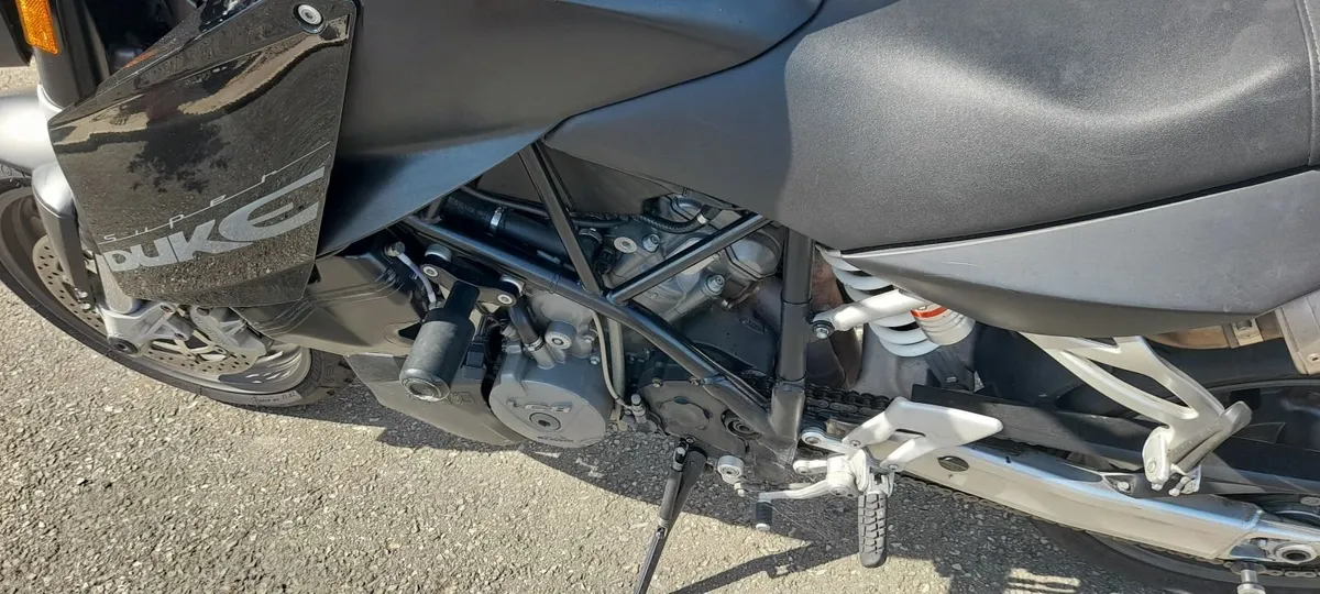 KTM 990 SuperDuke 2005 - Image 4