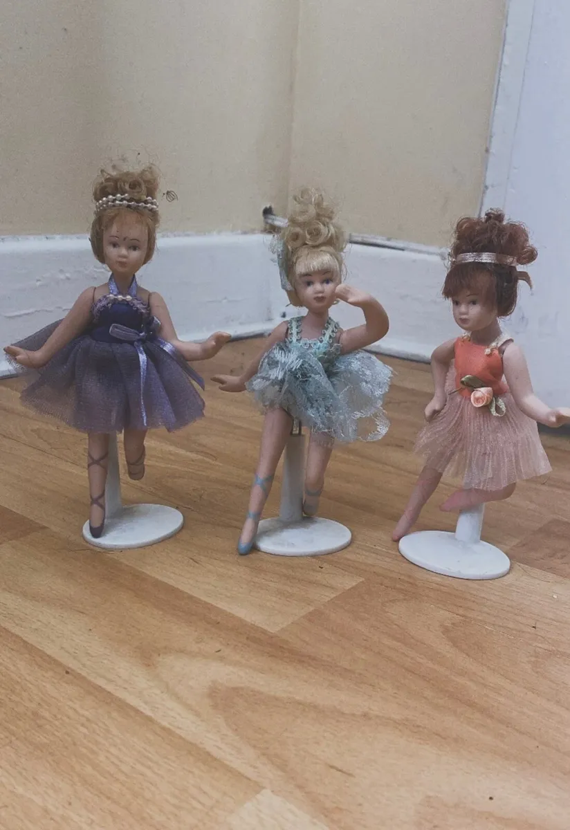 Irish porcelain doll & Ballerinas - Image 1
