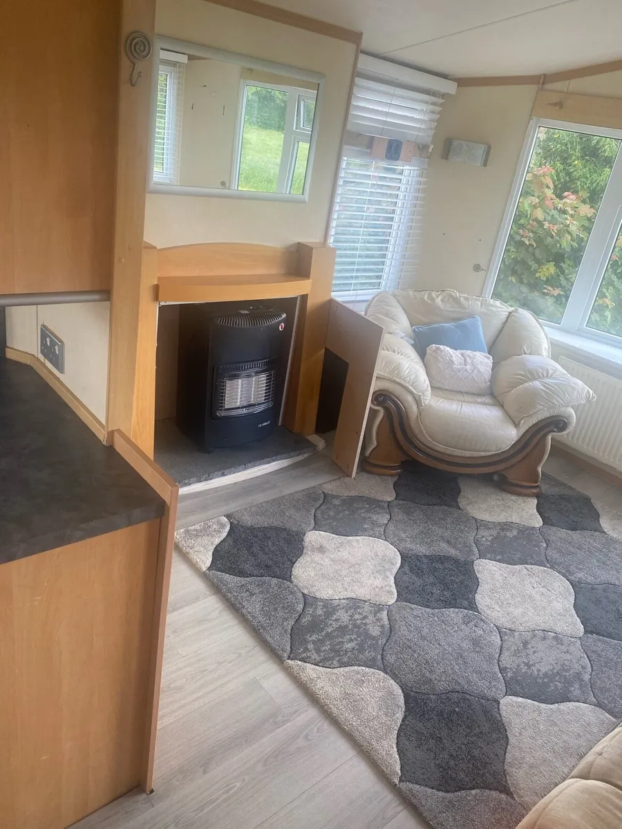 Mobile home - Image 1