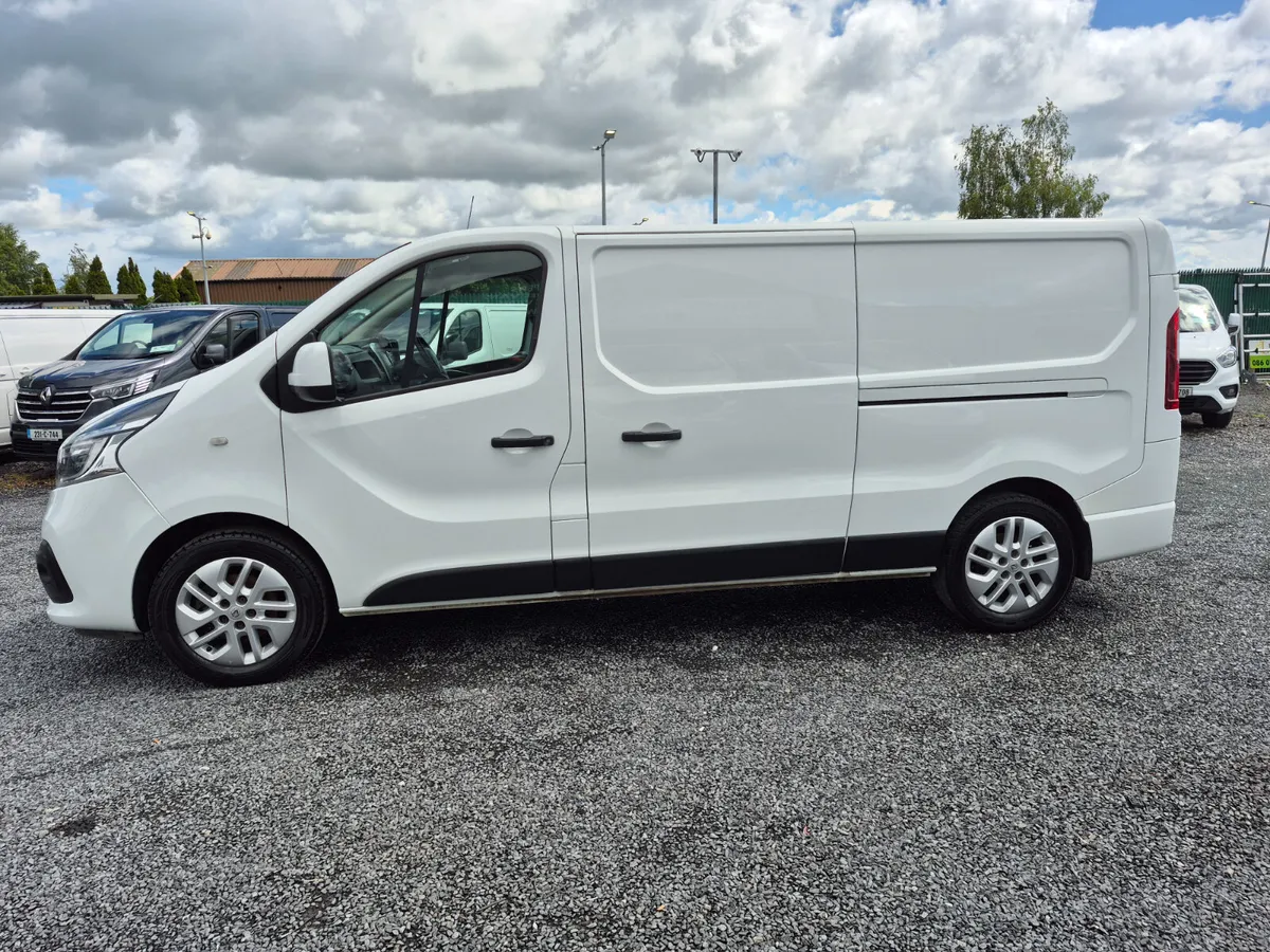 RENAULT TRAFFIC SPORT INCLUDES VAT - Image 4