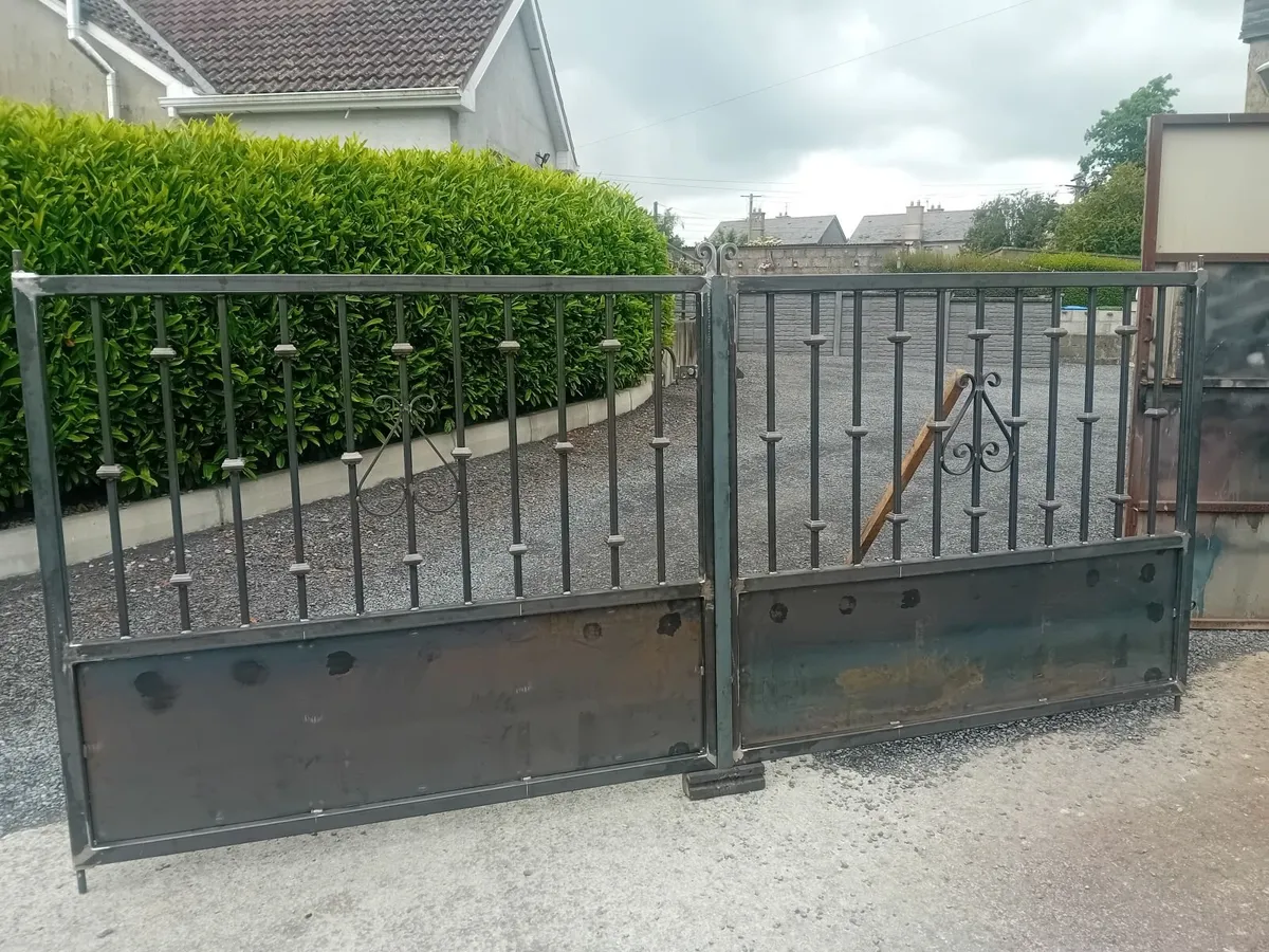 Gates (brand new) - Image 2