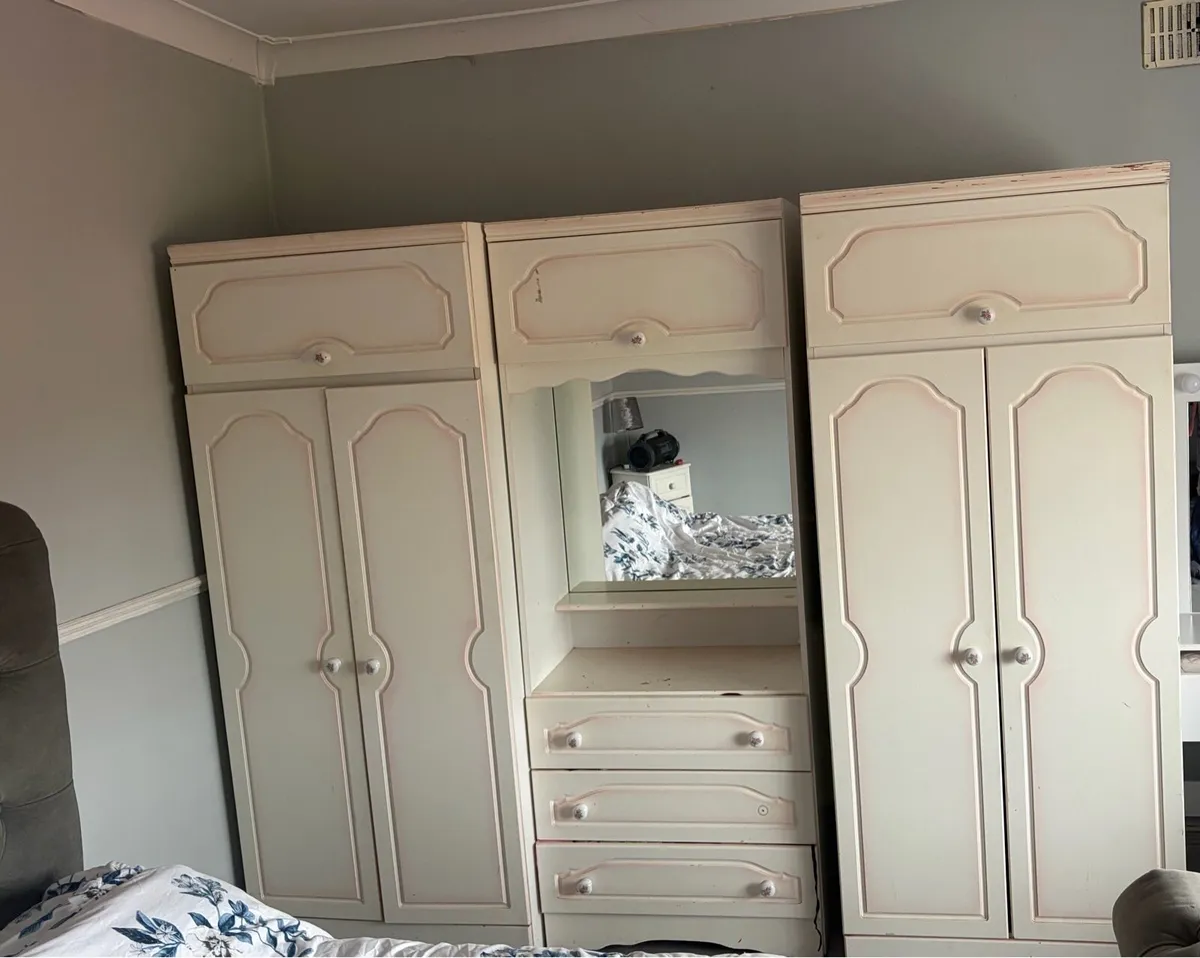 Wardrobe - Image 1