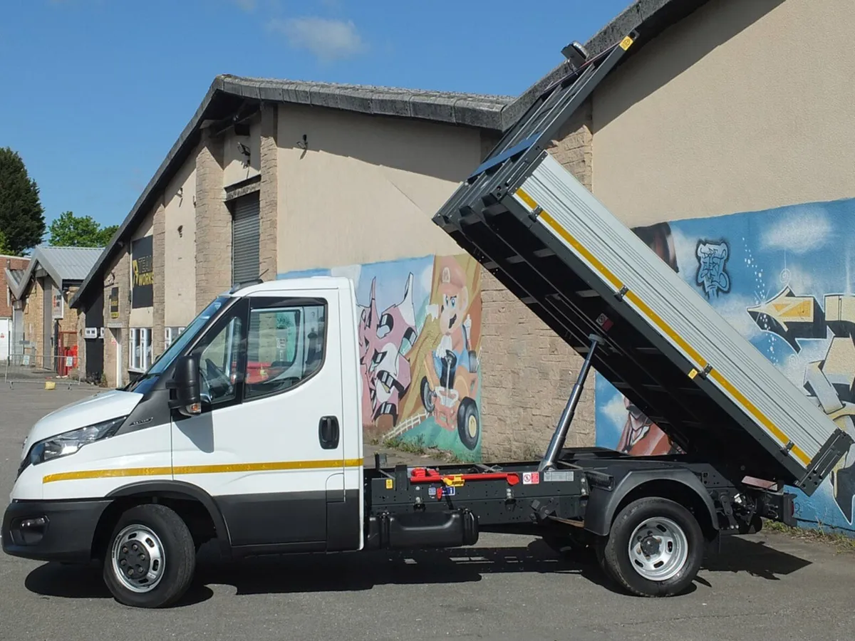 2023 Iveco Daily Tipper Van - Image 4