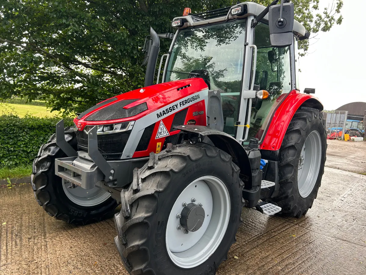 Massey Ferguson 5S.105 - Image 2