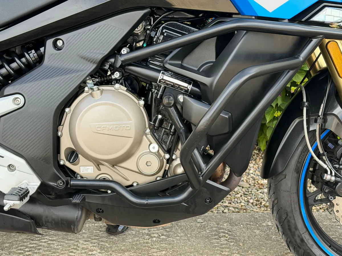 CF MOTO 650 MT - Image 4