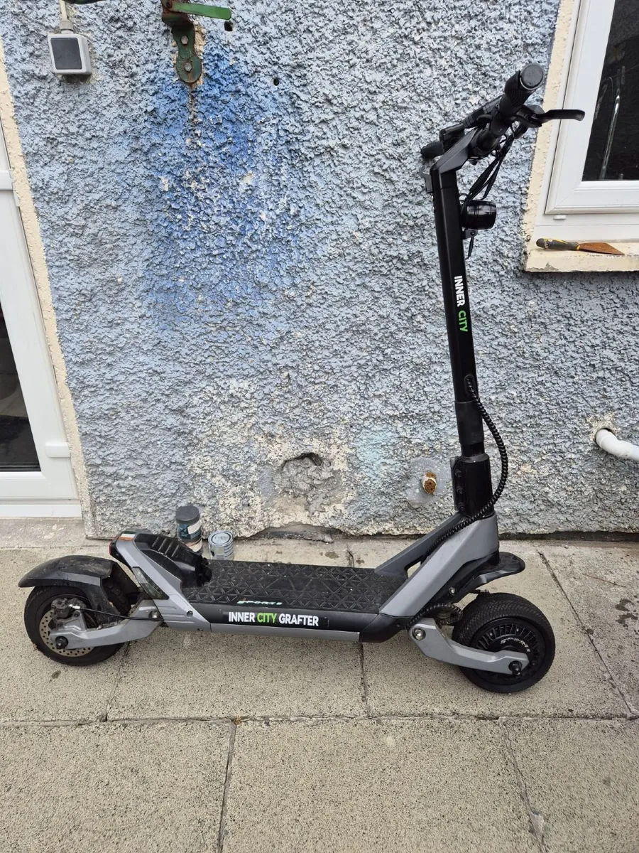 Inner city grafter electric scooter - Image 3