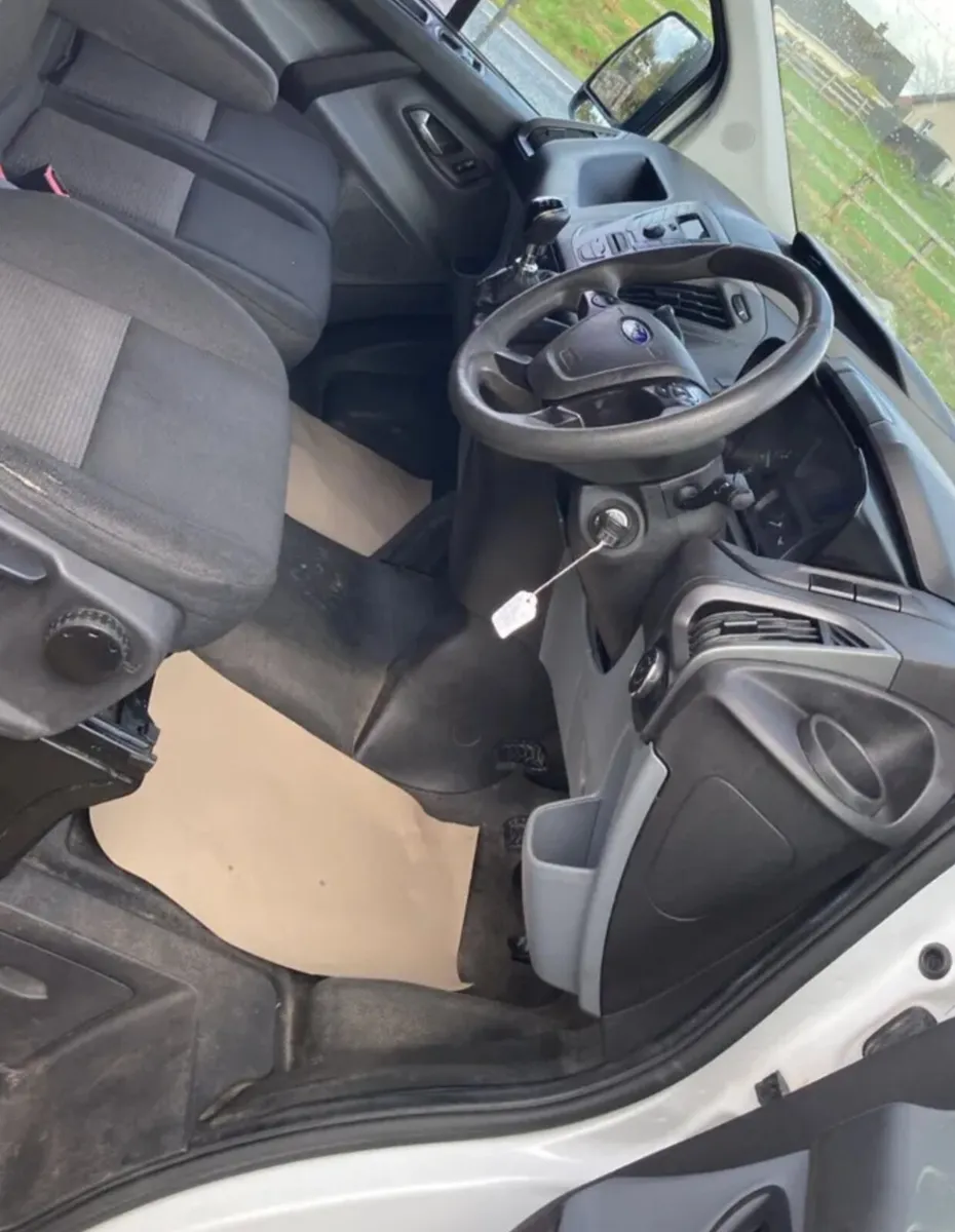 17 Ford Transit 2.1 Diesel New Doe - Image 3