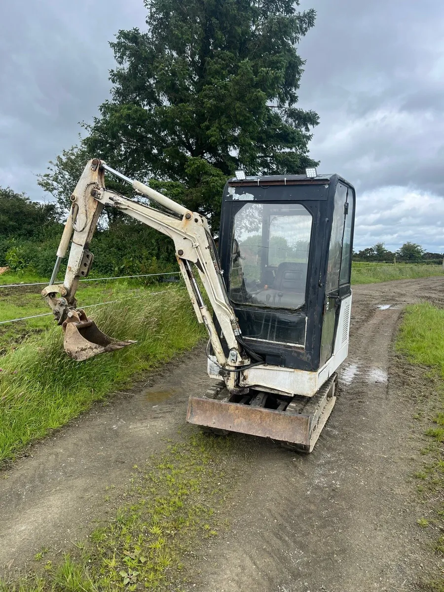 1.7 Tonne bobcat mini digger and trailer - Image 2