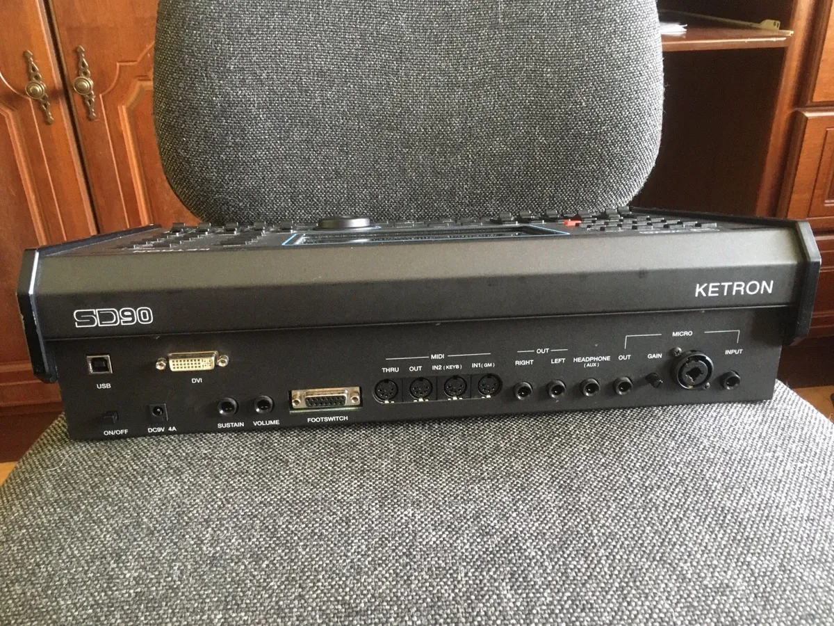 Ketron SD 90 - Image 2
