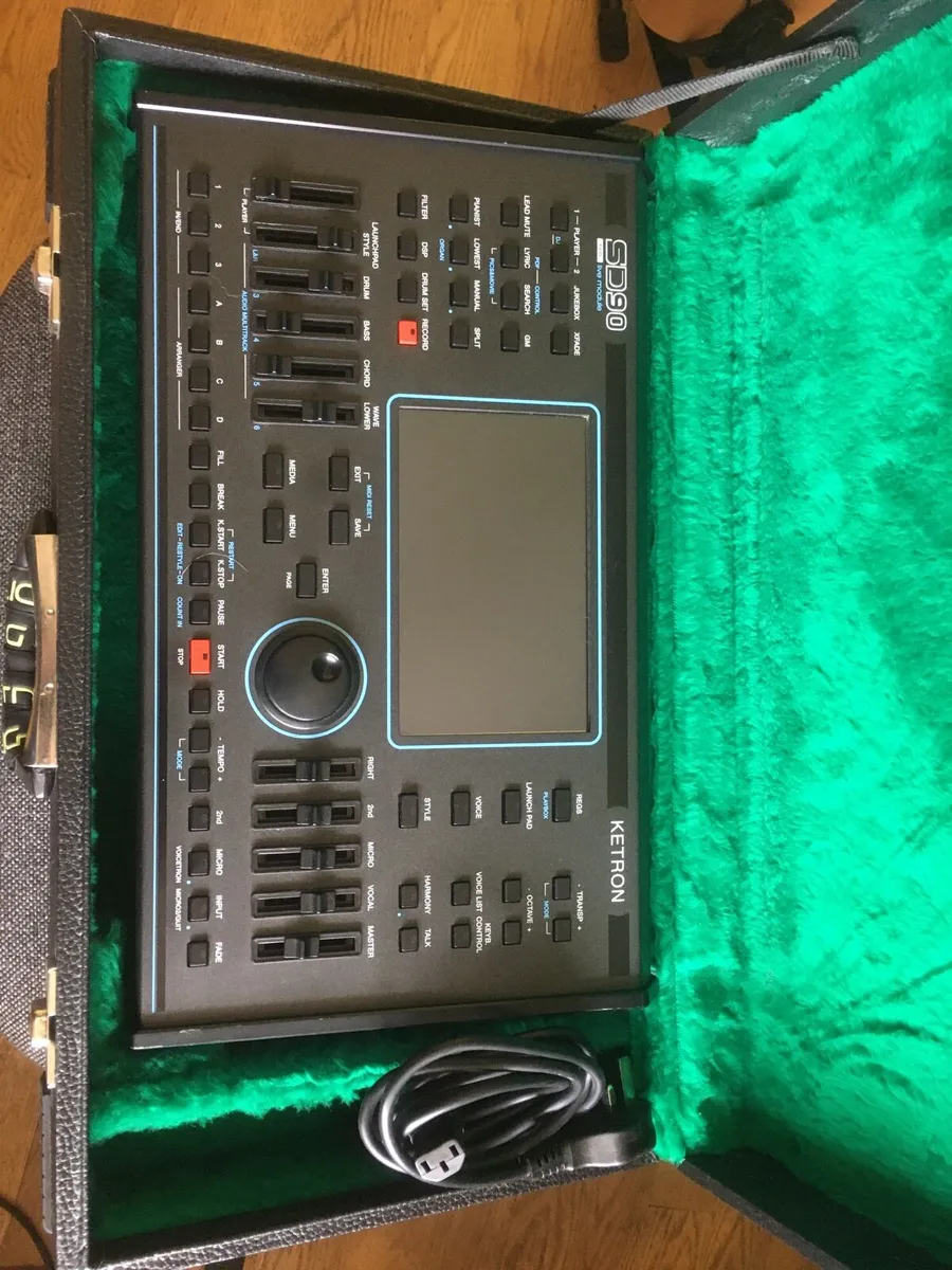 Ketron SD 90 - Image 4