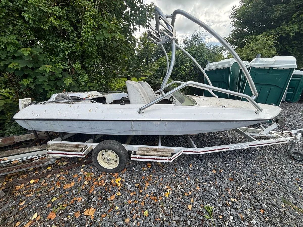 Glastron 16ft - Image 3