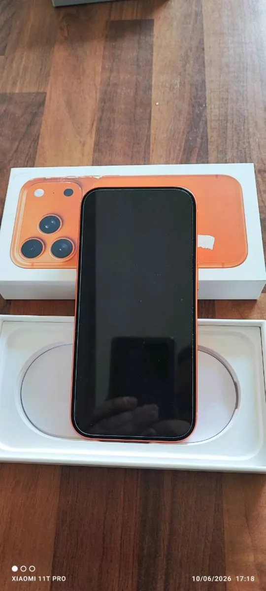 iPhone 17 pro - Image 1