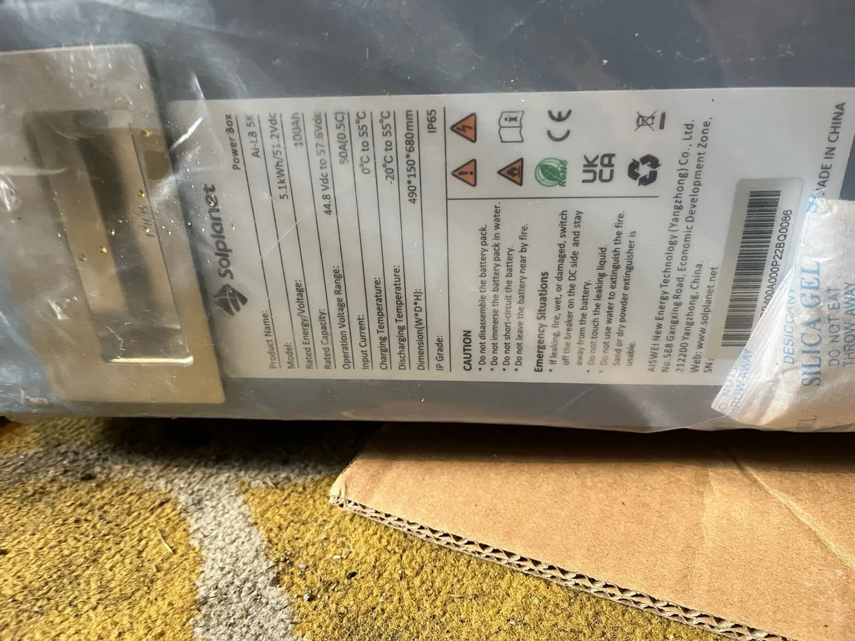 New solar inverter and battery - Image 2