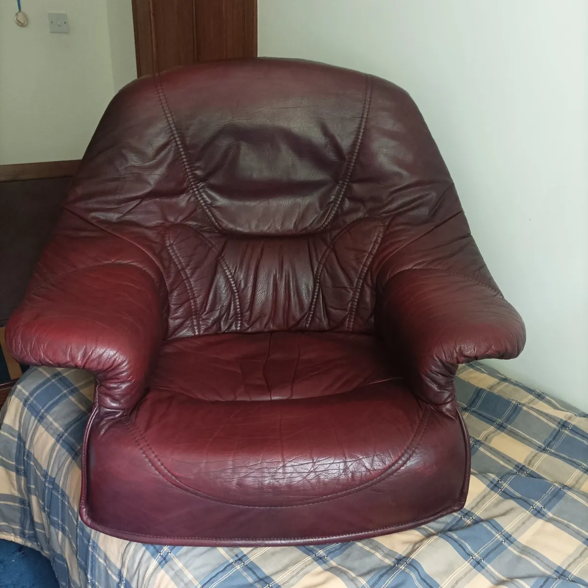 Suite of furniture - Image 4