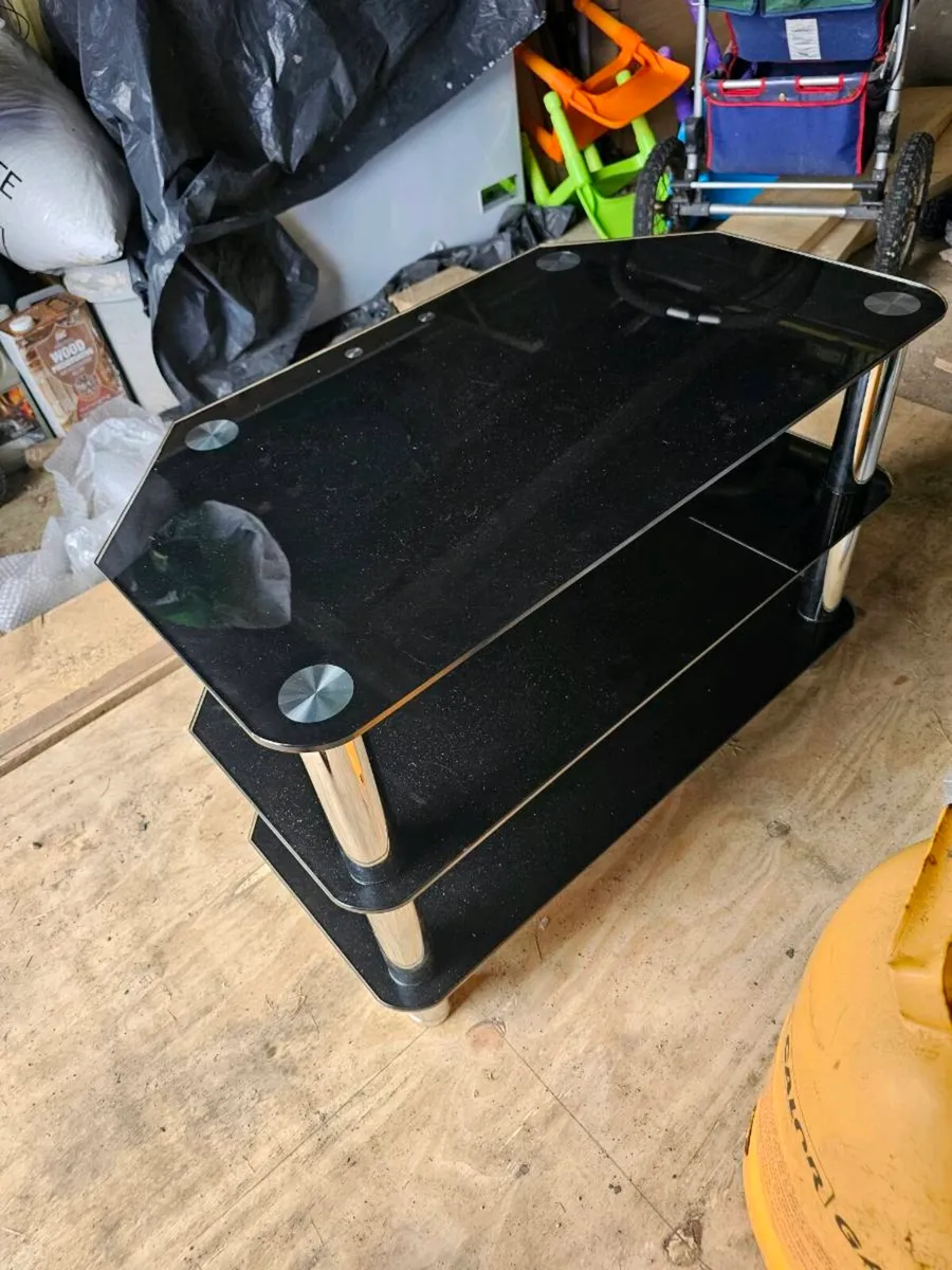Black glass TV stand - Image 3