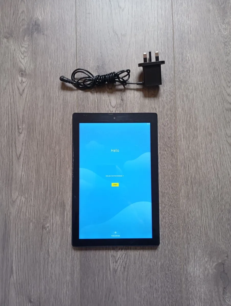Venturer 10" Tablet - Image 1