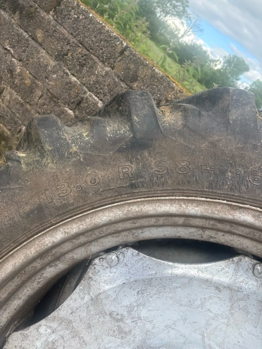 Tractor wheels 38s - Image 2