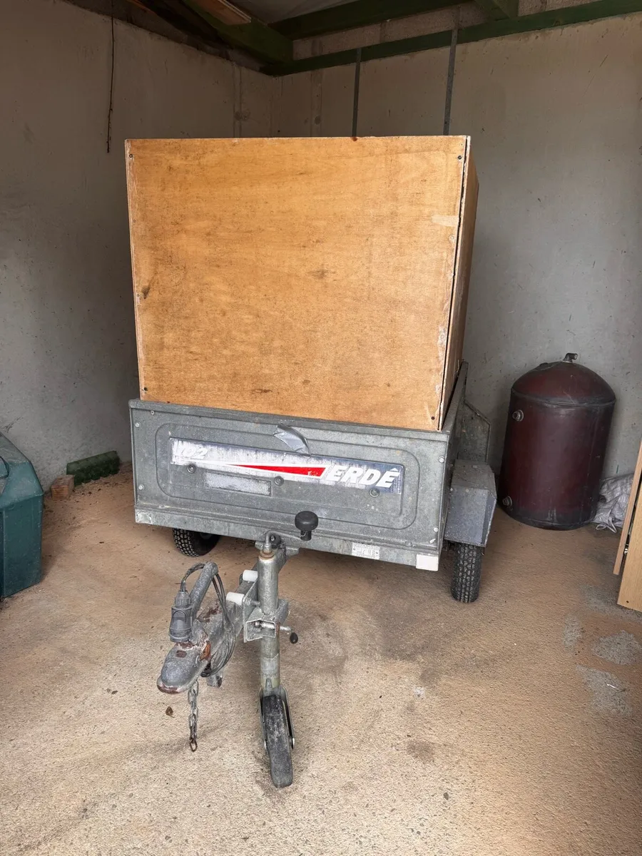 Erde 102 trailer (optional) enclosed wood box - Image 2