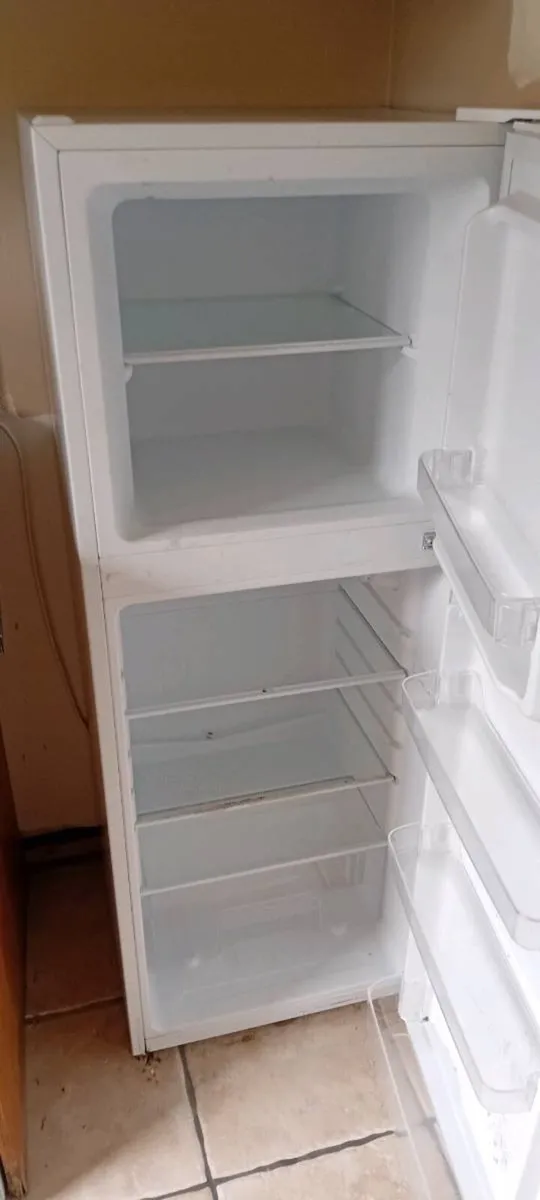 Fridge Microwave - Image 4