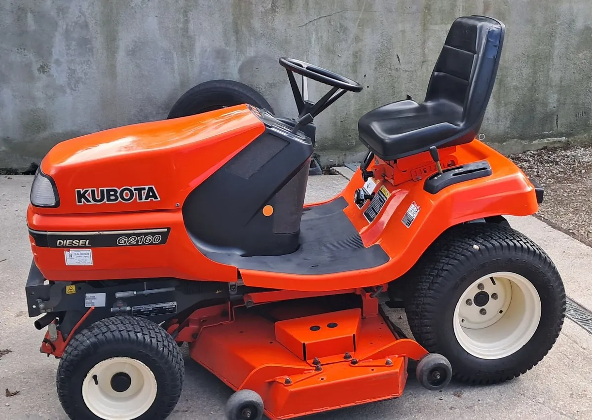 Kubota G2160  Mulching Lawnmower - Image 4