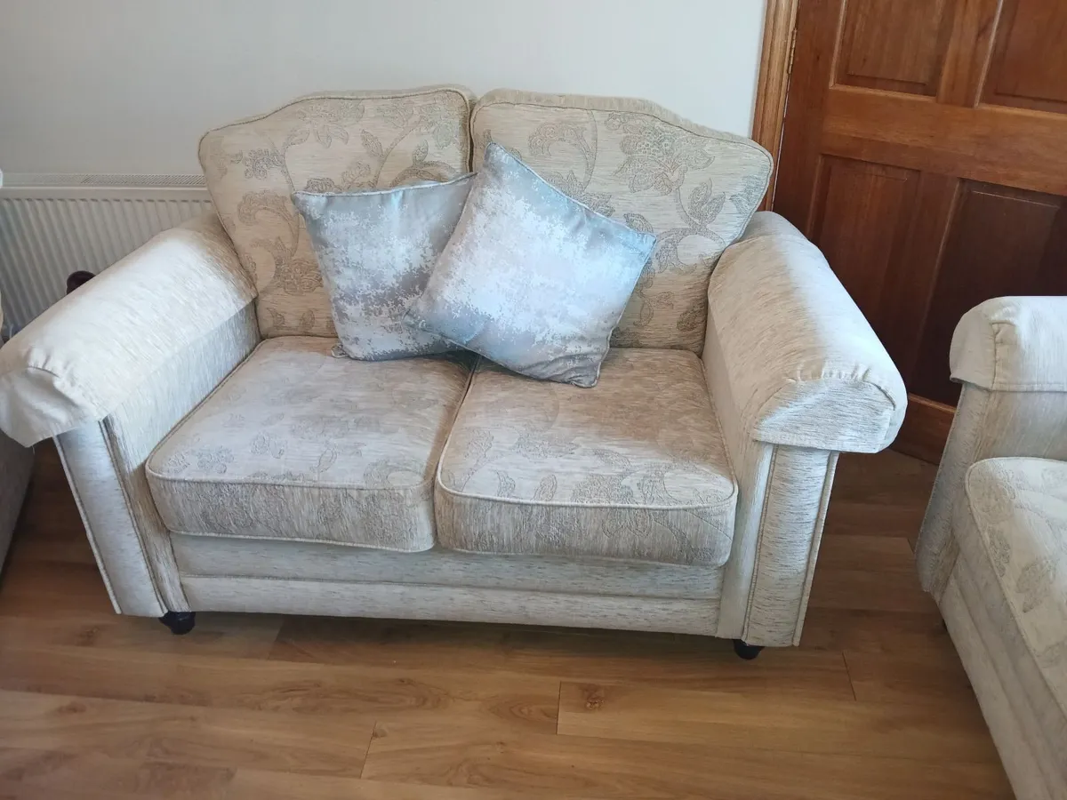 Sofa suite - Image 4