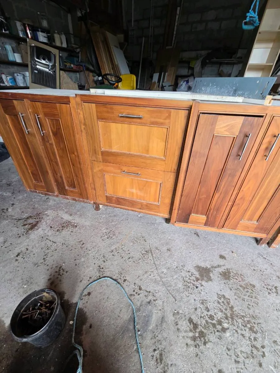 Kitchen - Image 2