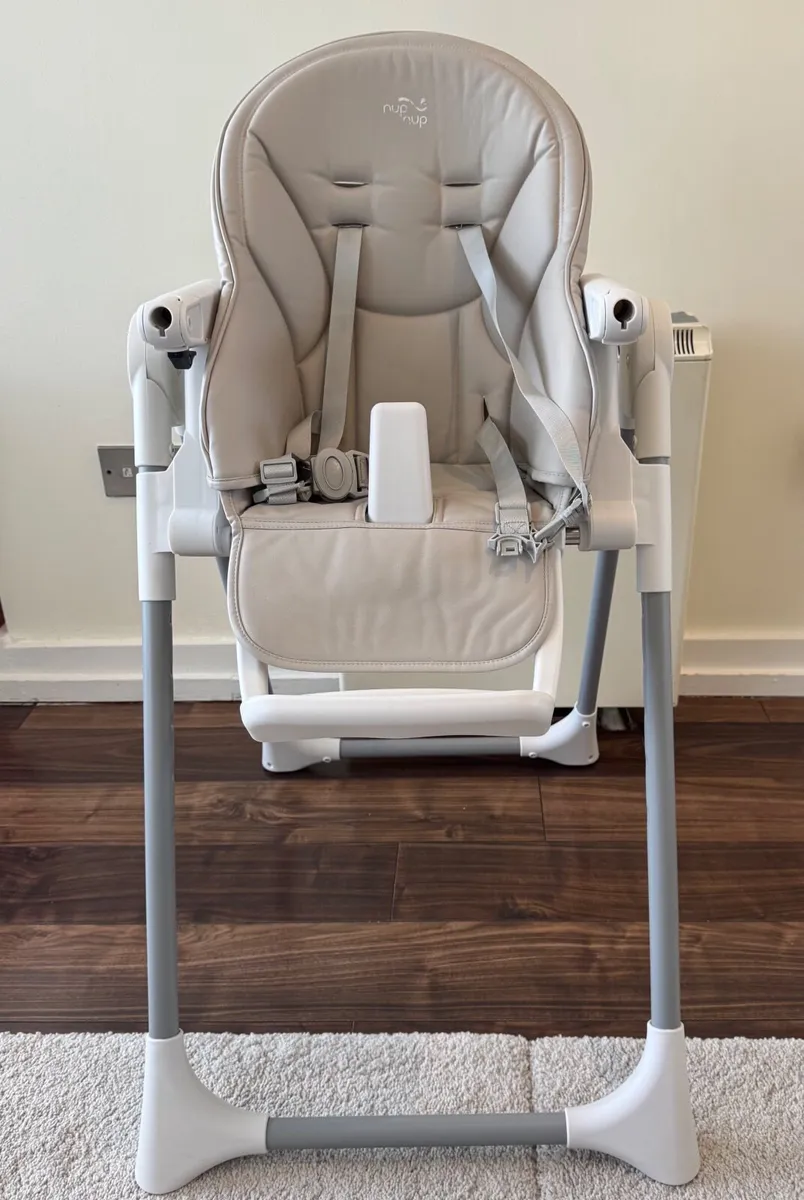 Nup nup high chair - Image 3