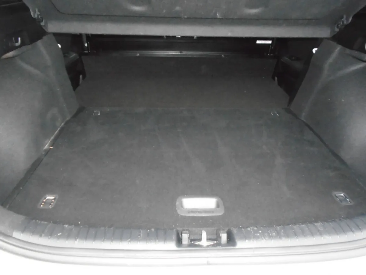 Kia Ceed 1.6 K2 COMMERCIAL 5DR - Image 4