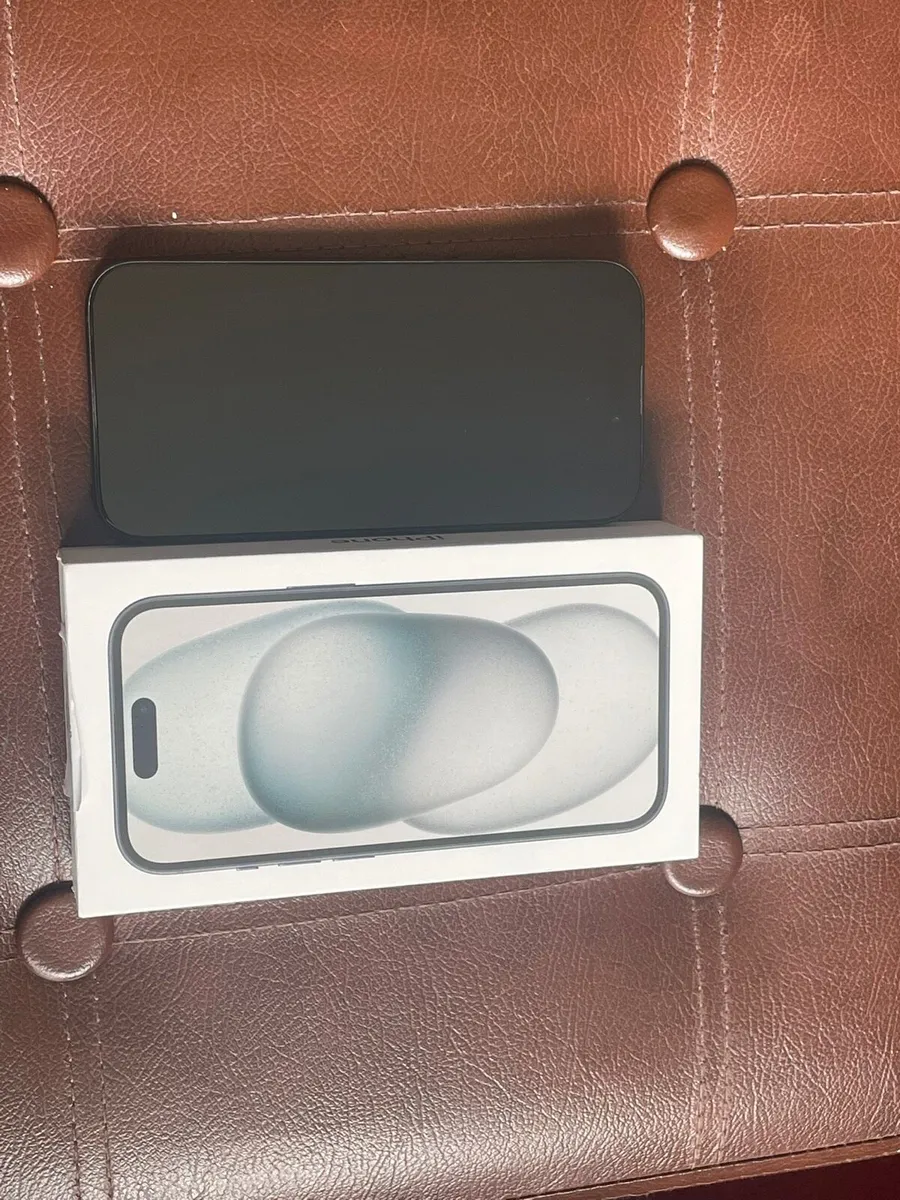iPhone 15 - Image 1