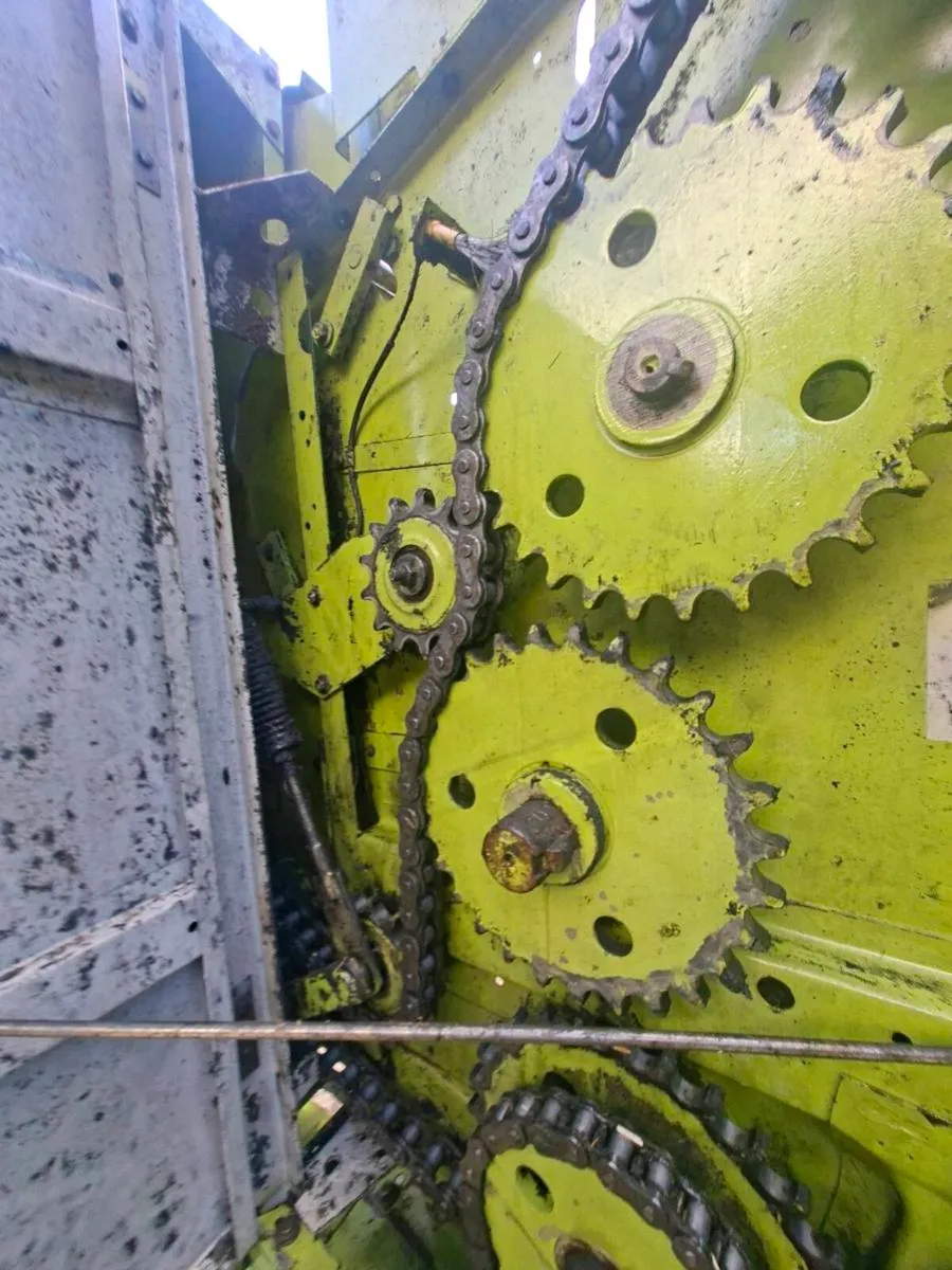 Class 46 Baler - Image 3