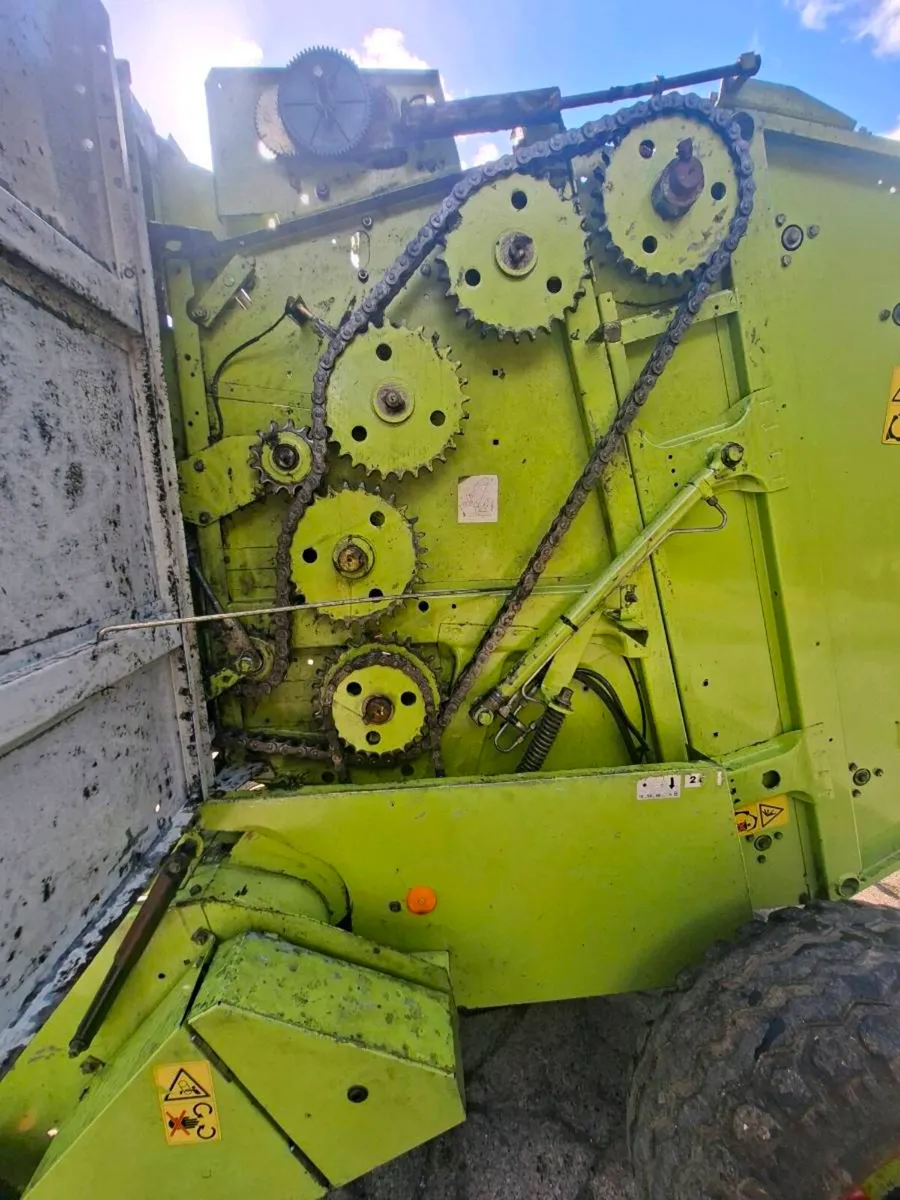 Class 46 Baler - Image 4