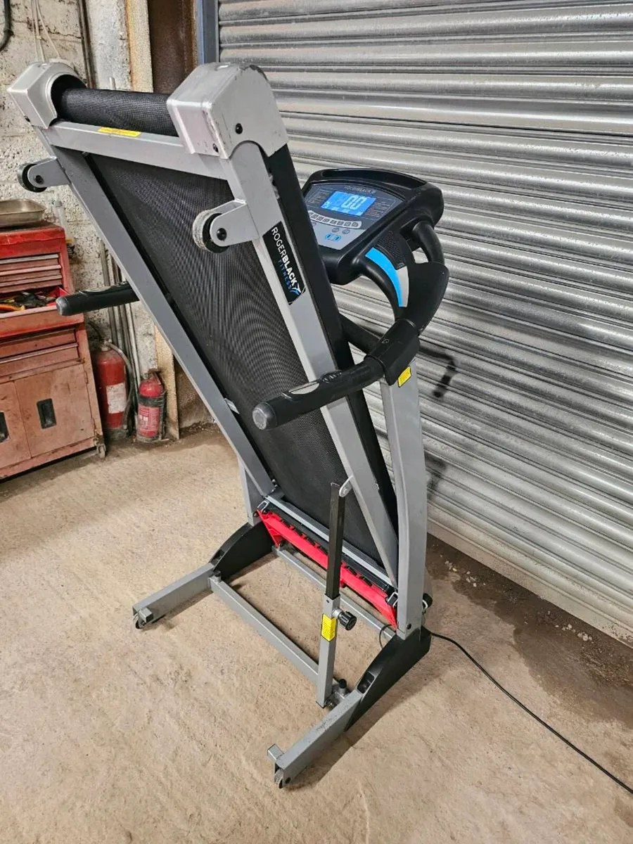 Treadmill - Image 3