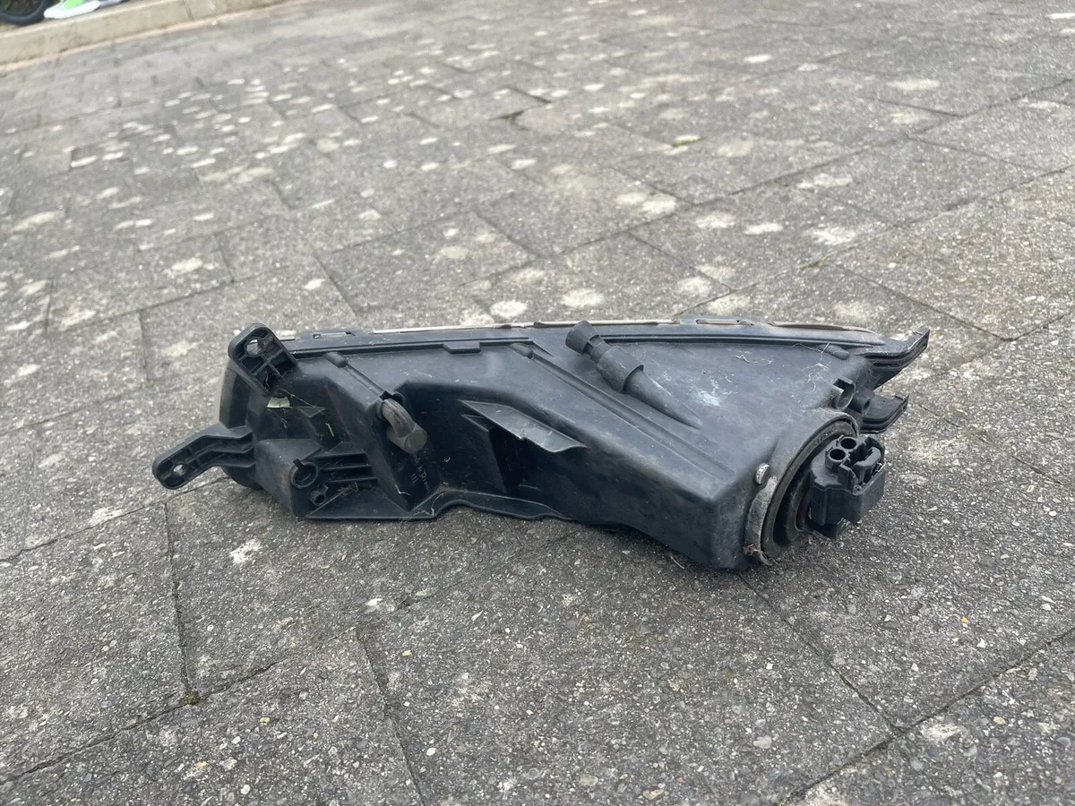 WV Passat CC 2010-16Wings, Front bamper, fog light - Image 2