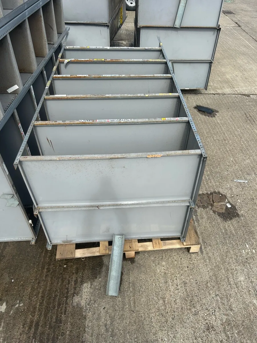 Metal storage cabinets - Image 1