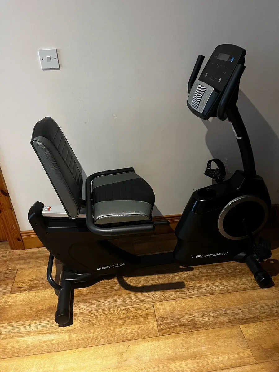 Exercise bike - Image 1