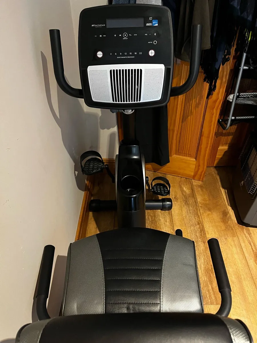 Exercise bike - Image 2