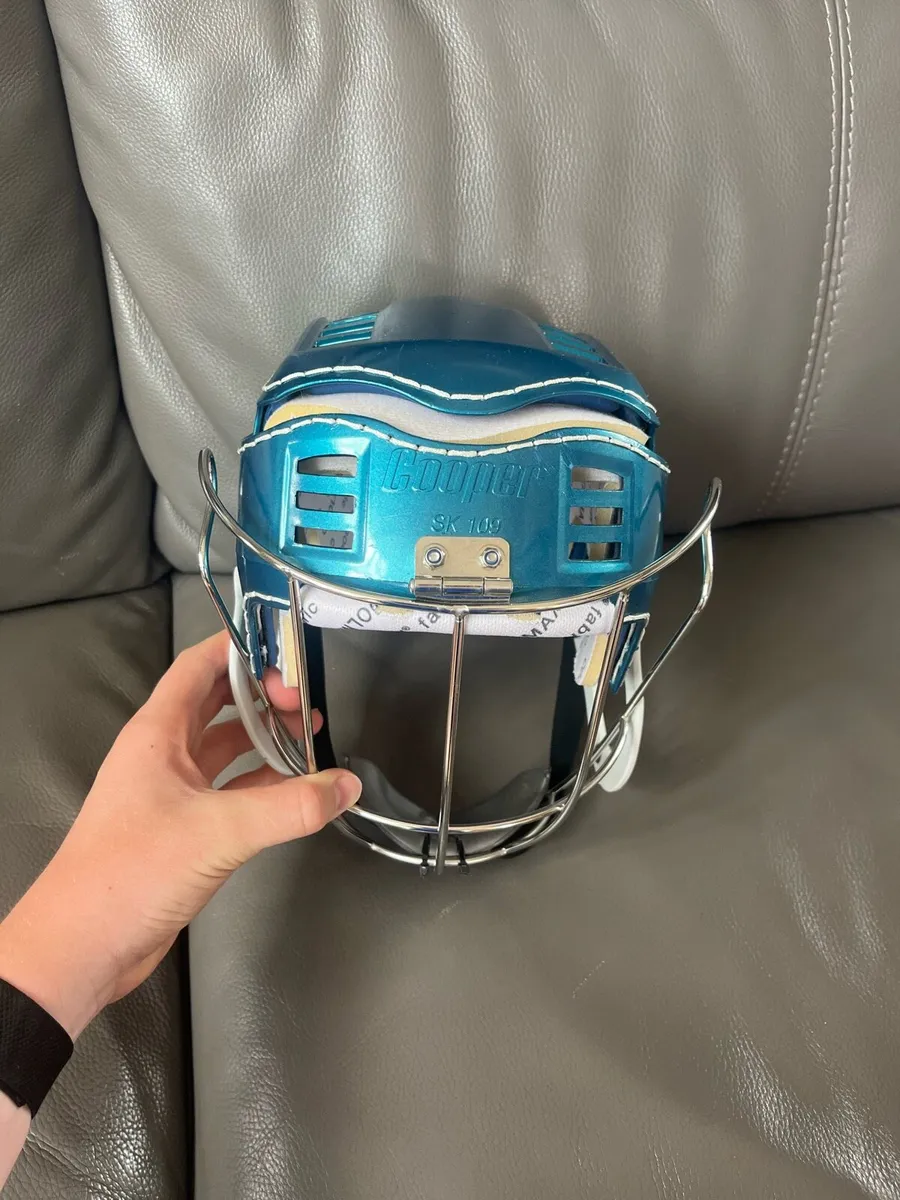 Cooper hurling helmet - Image 1
