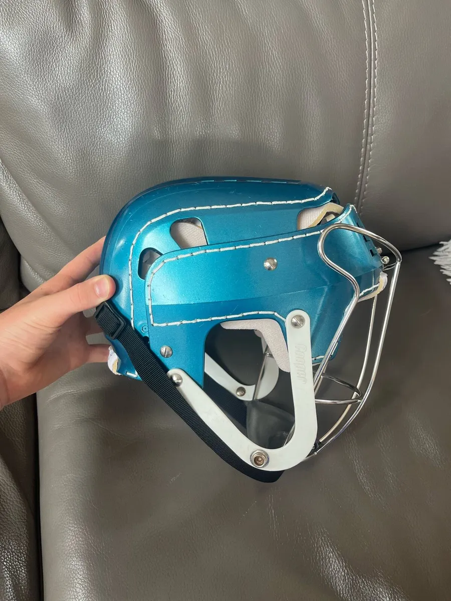 Cooper hurling helmet - Image 2