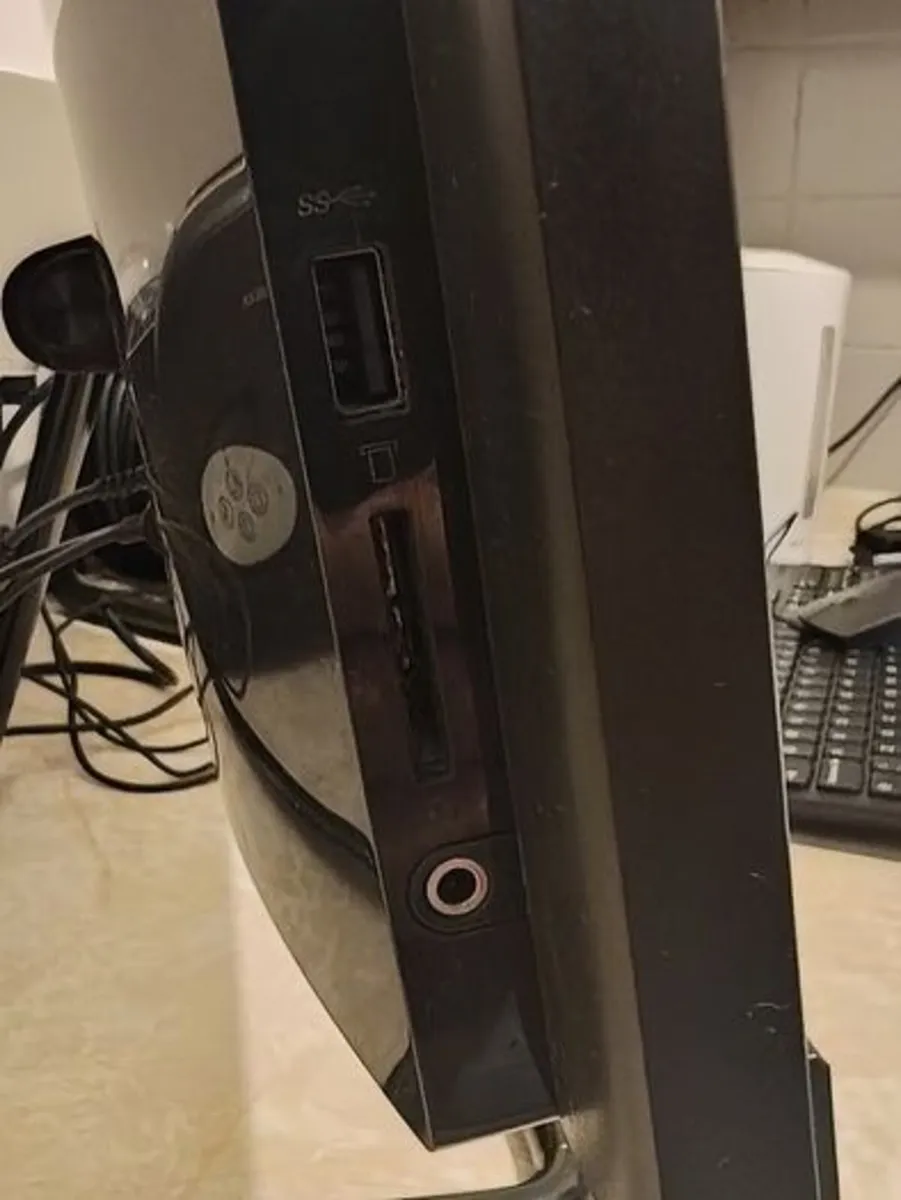 Lenovo IdeaCentre All-in-One PC – Great Condition - Image 4