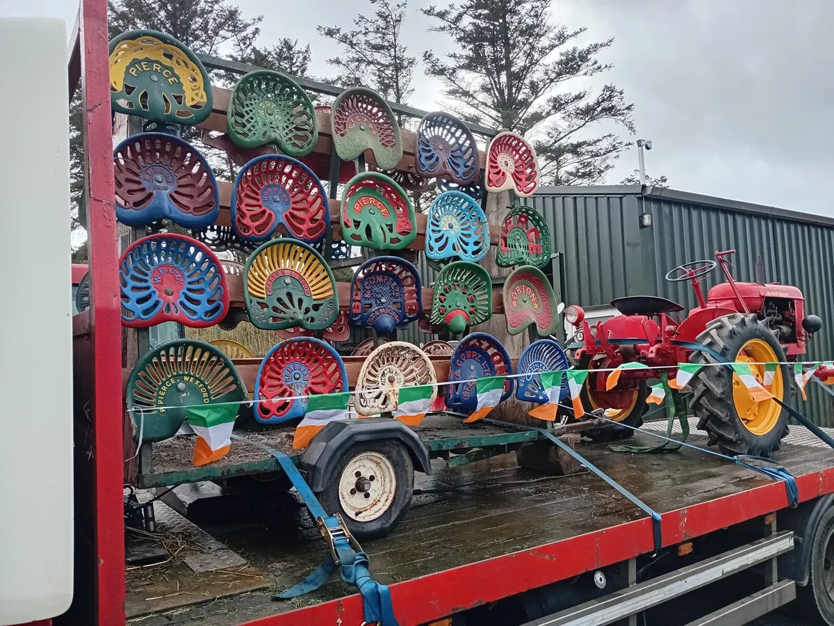 Vintage cast iron machinery seats collection - Image 2