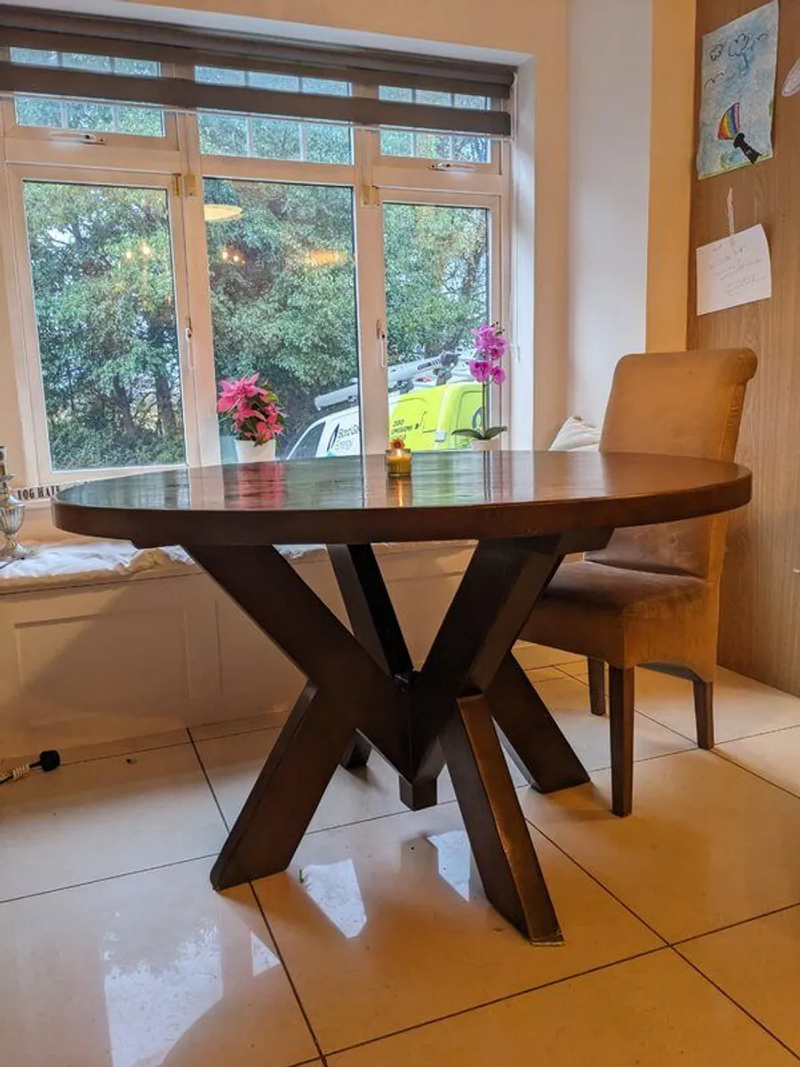 Dining table - Image 2