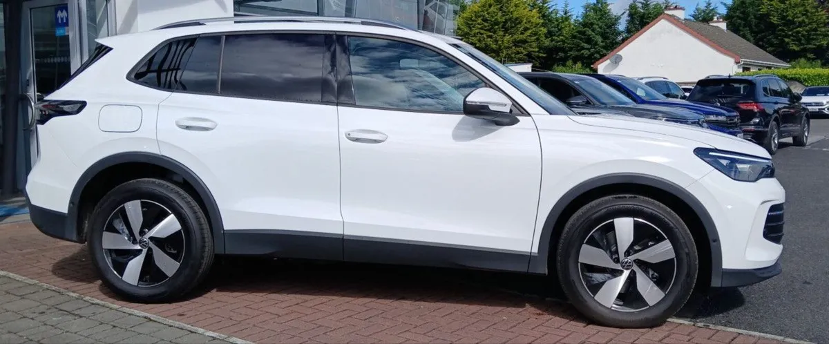 Volkswagen Tiguan EDITION 75 2.0TDI DSG 150HP **AU - Image 2